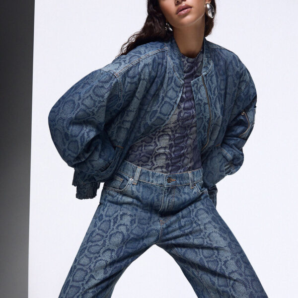 BOMBER PITONATO JEANS
